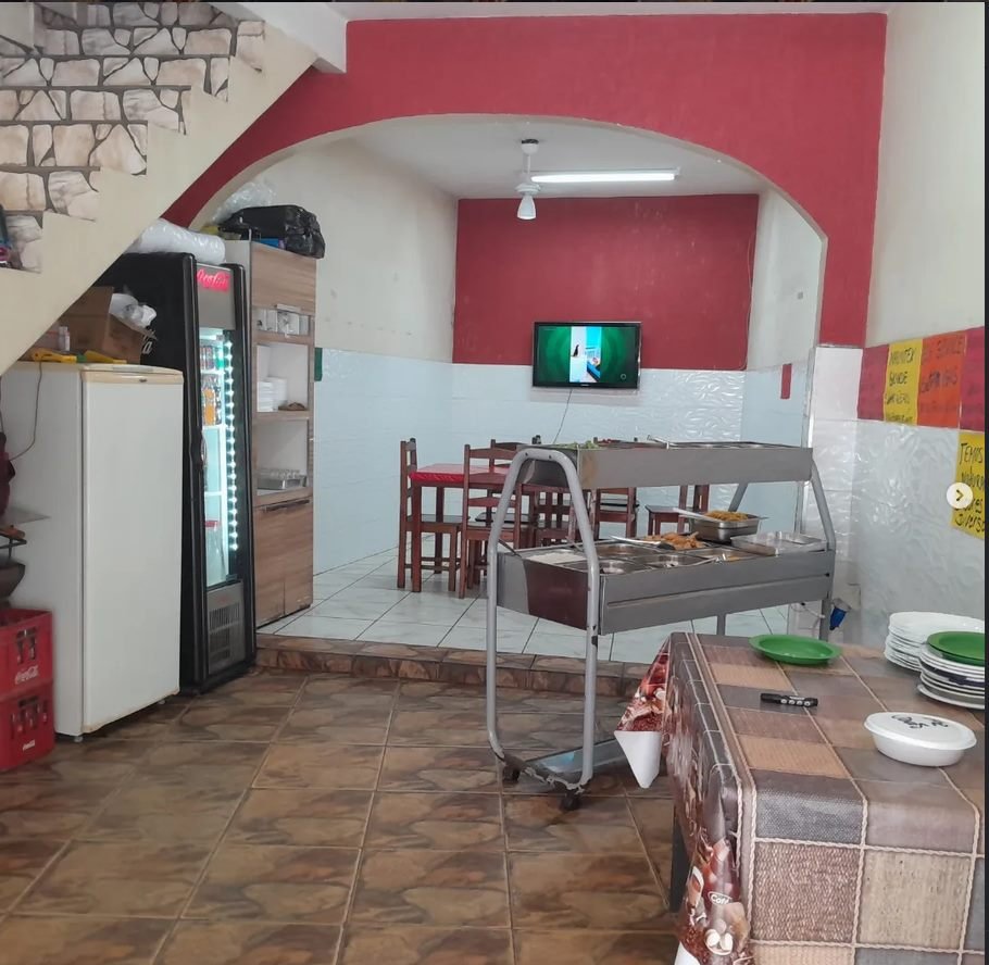 Ambiente interno do Restaurante Silva Aguiar